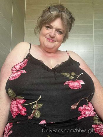Mamabearthreecubs/ leaked private content