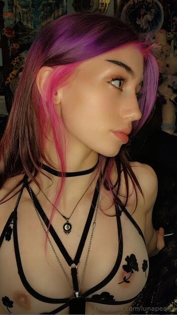 Peachieee.keen onlyfans leaked private content