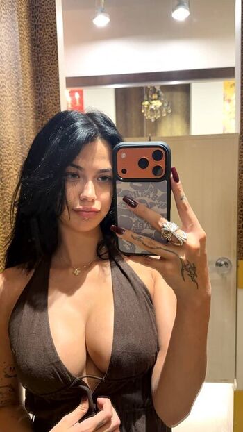 Squishiebearrr leaked private content