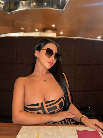 Nikki sims/ leaked private content