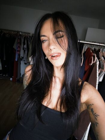 Julia holtzman leaked private content