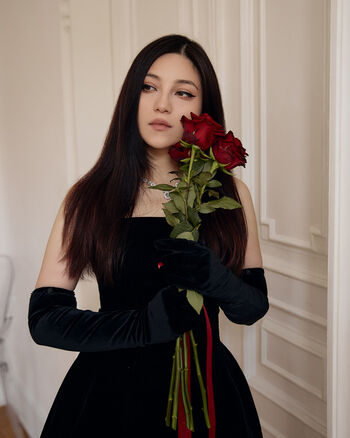 Mirtaworld page leaked private content