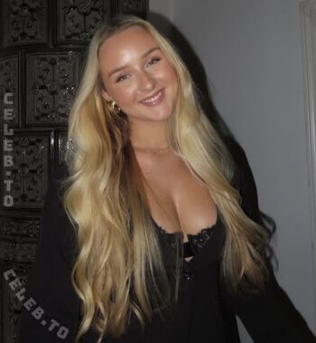 Ts vanessain/ leaked private content