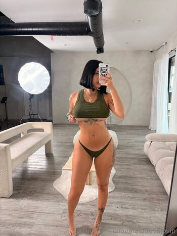 Kerrimeow/ leaked private content