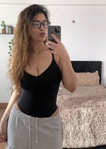 Daniela riaz/ leaked private content