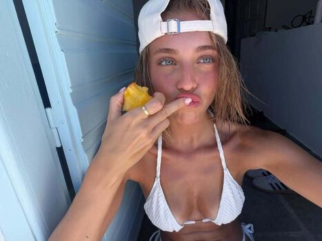 Sam temple/ leaked private content