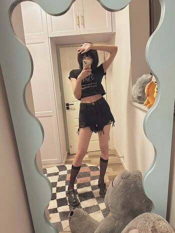 Haesicks / leaked private content