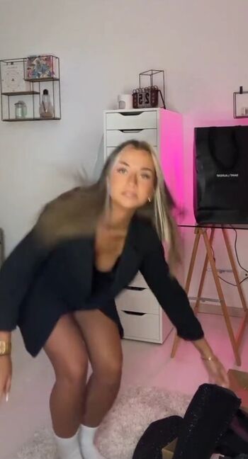Shiramansuri/ leaked private content