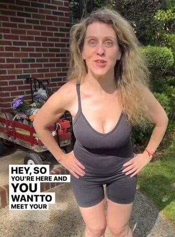 Lily brooks  onlyfans leaked private content