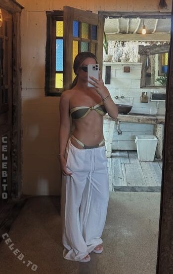 Caroline einhoff leaked private content