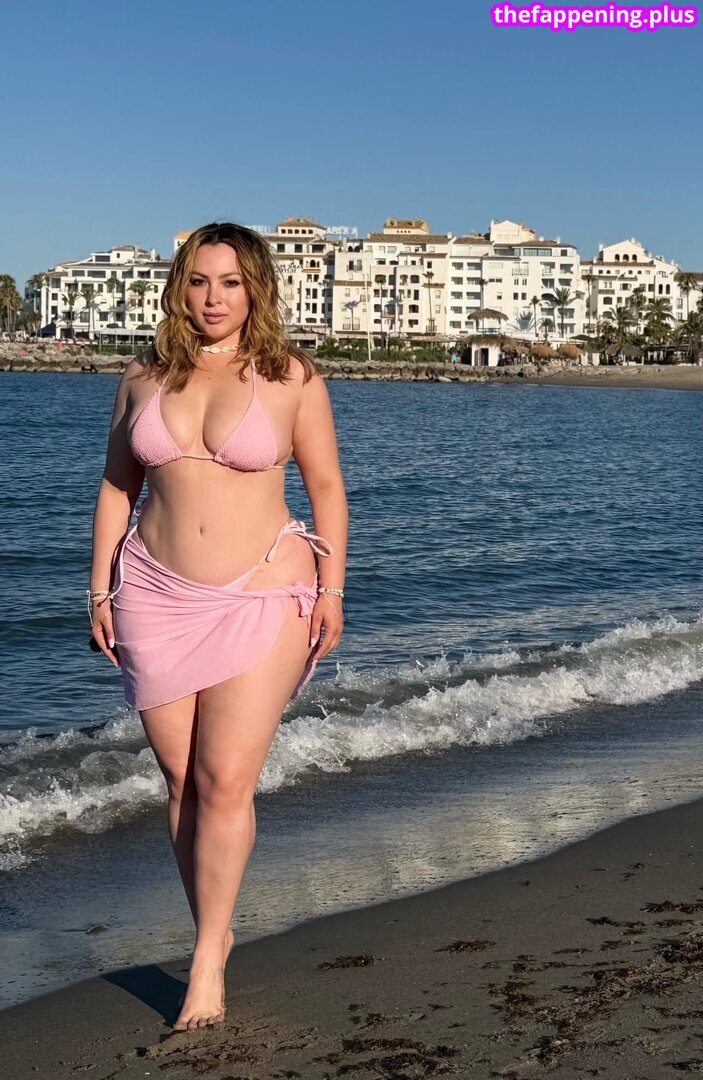 Sttaringart page leaked private content