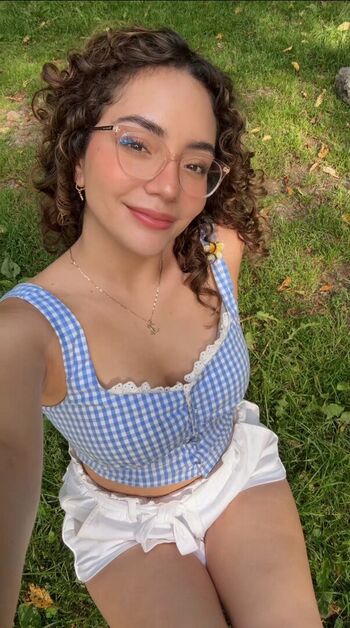 Alexa pearl/ leaked private content