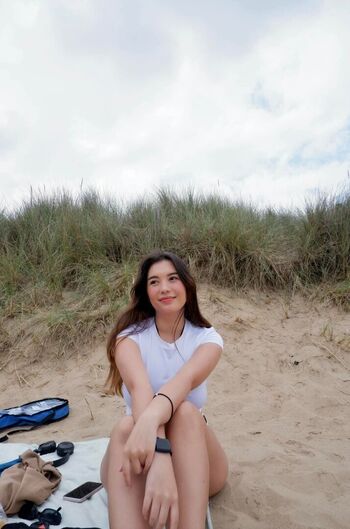 Eliolive desnuda leaked private content