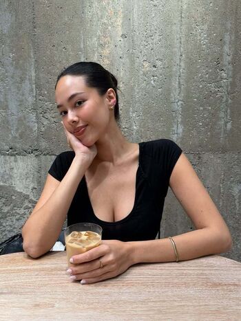 Haesicks / leaked private content