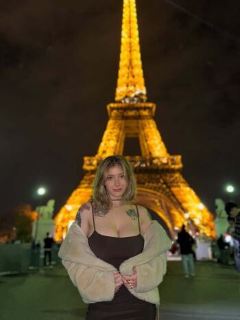 Jin baek/ leaked private content