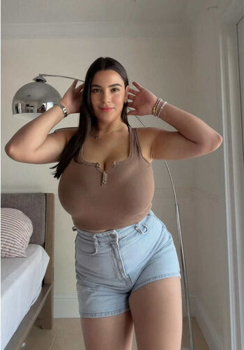 Anyamelia george/ leaked private content