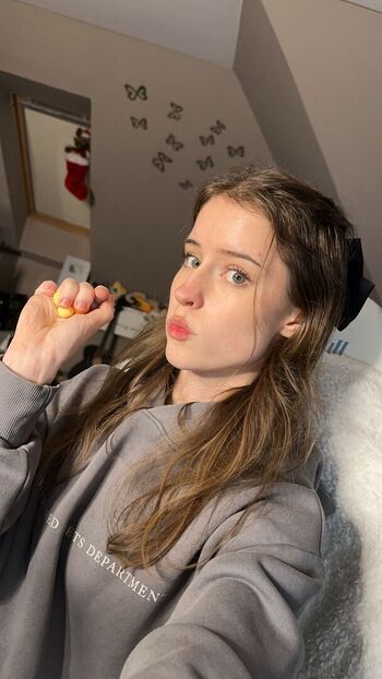 Bimboubermensch/ leaked private content