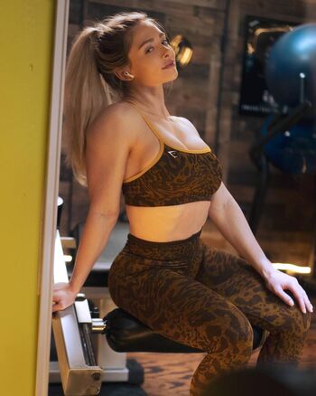 Tucha sambu/ leaked private content