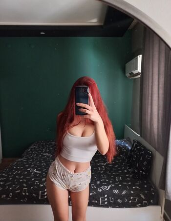 Whisperingpizza asmr/ leaked private content
