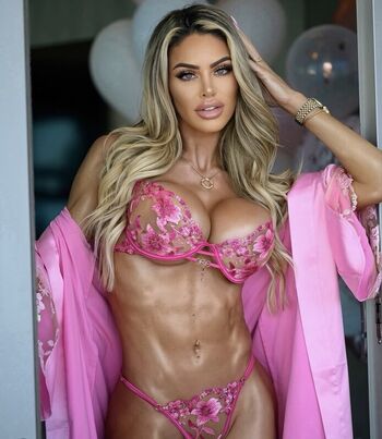 Misstabbygee leaked private content
