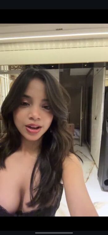 Andreakastillo nudes leaked private content