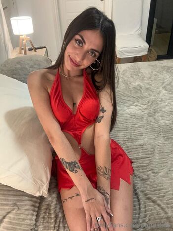 Theoriginalyann/ leaked private content