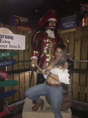 Haesicks / leaked private content