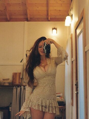 Amelia gray hamlin/ leaked private content