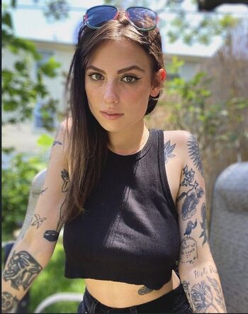 Sttaringart/ leaked private content