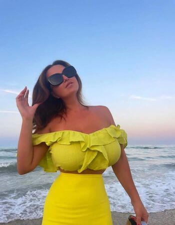 Badgalhailey nude leaked private content