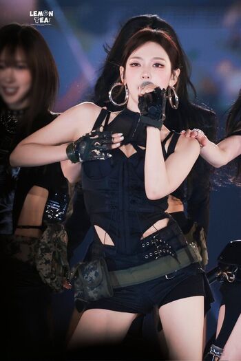 Wavy brin leaked private content