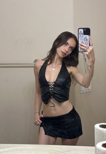 Haesicks / leaked private content