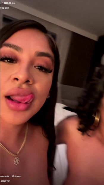 Noeign leaked private content