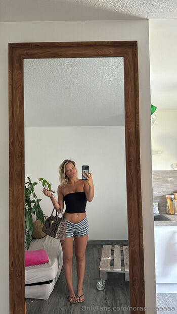 Julia logan/ leaked private content