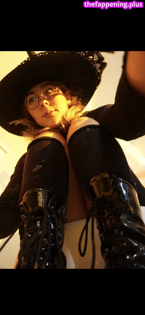 Notpeebo/ leaked private content