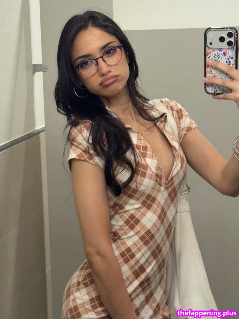 Lolo/ leaked private content