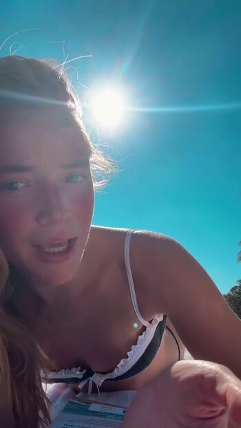 Nadine velazquez/ leaked private content