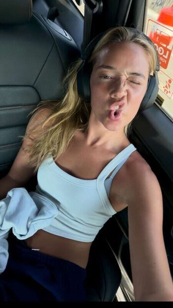 Elena daniela ungureanu/ leaked private content
