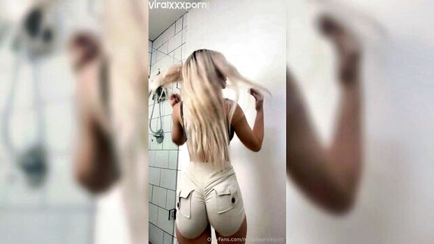 Viral Video leaked private content