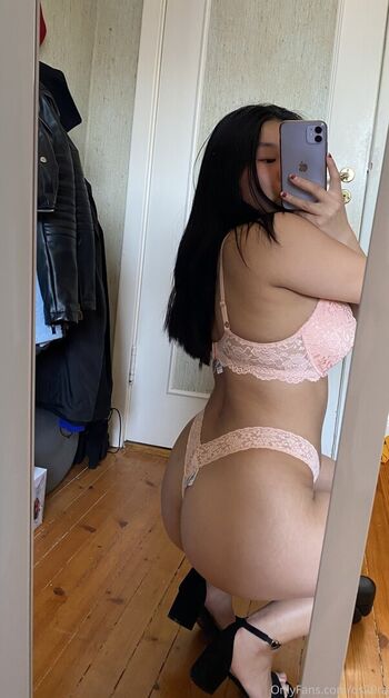 Haesicks / leaked private content