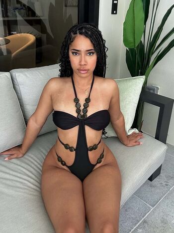 Alexa pearl/ leaked private content