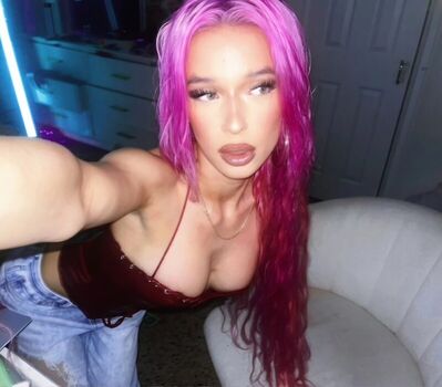 Freshhel / leaked private content
