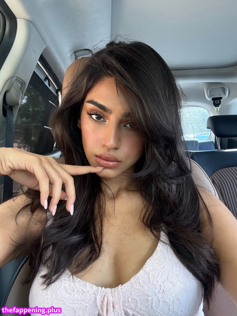 Pakhi gadh/ leaked private content