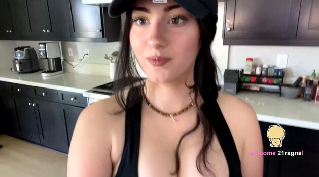Symbalily/ leaked private content