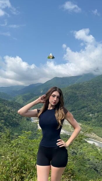 Kiingpaulina/ leaked private content