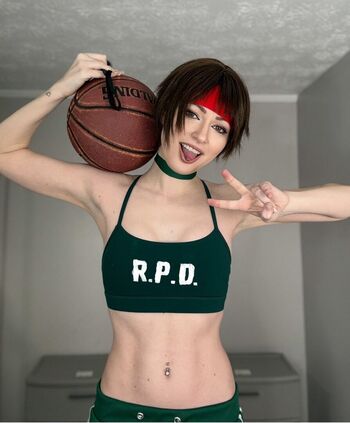 Madison iseman/ leaked private content