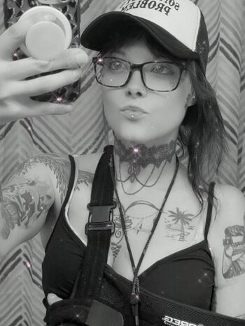 Freshmansluut/ leaked private content