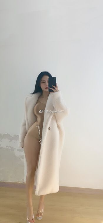 Deinesivlia nude leaked private content