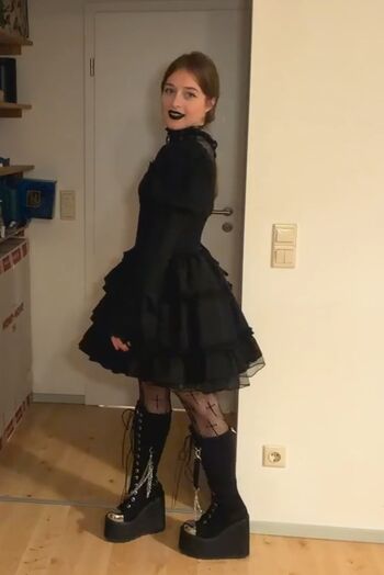 Sttaringart/ leaked private content