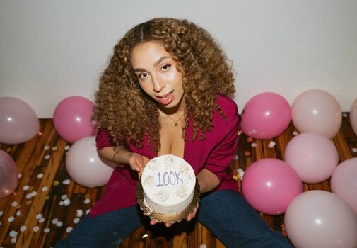 Elena daniela ungureanu/ leaked private content